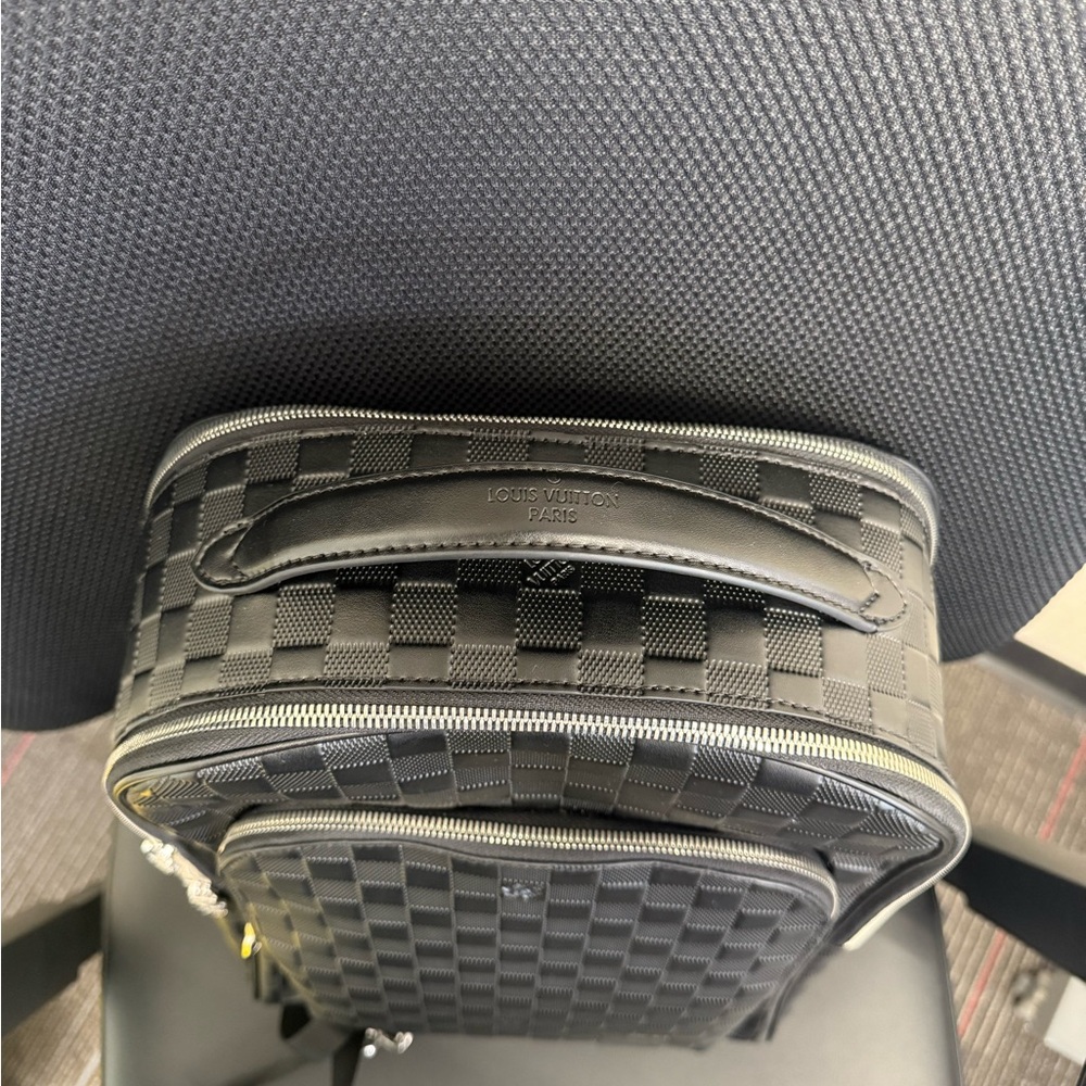 Louis Vuitton Gray Damier Graphite Backpack - Picture 3 of 5